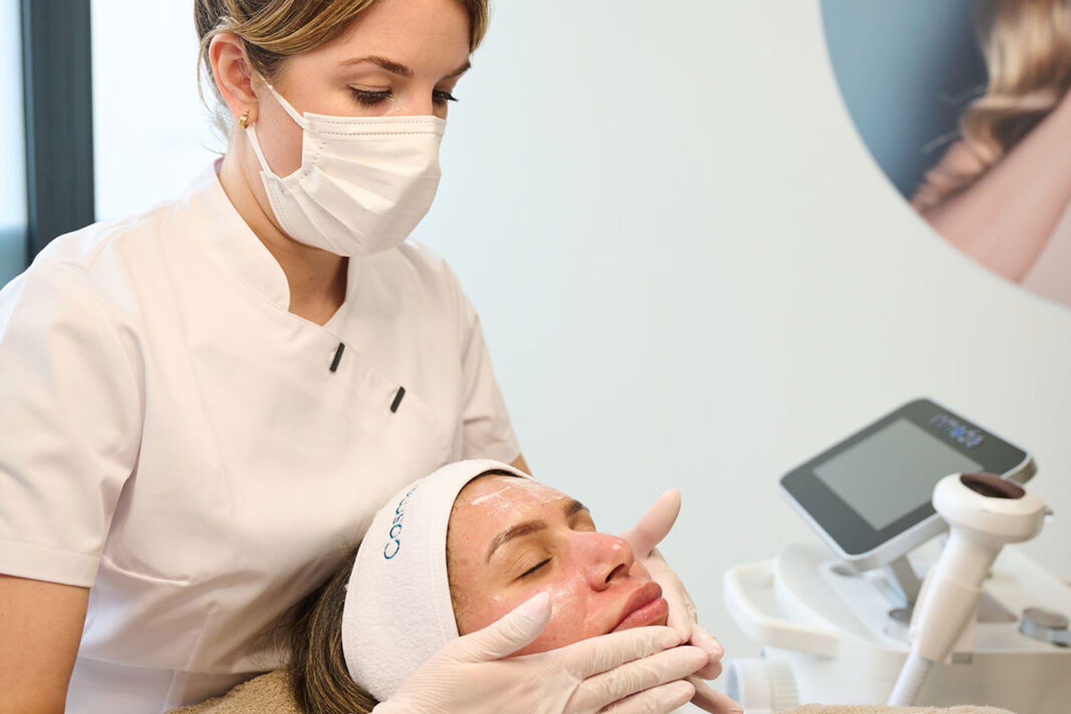 20240301 Cosmetiquetotale Alphenaanderijn Rebekkamell 031 Medium (3)
